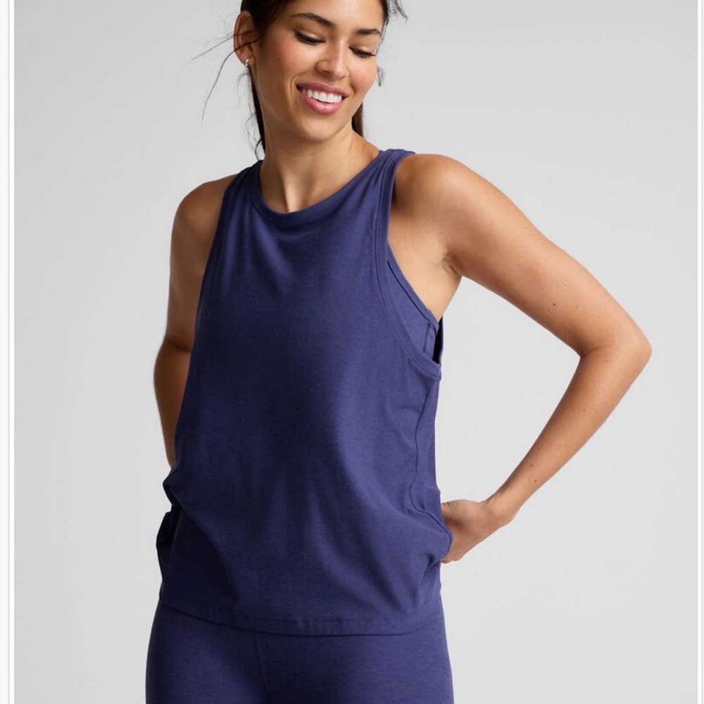 Beyond Yoga Featherweight Rebalance Tank